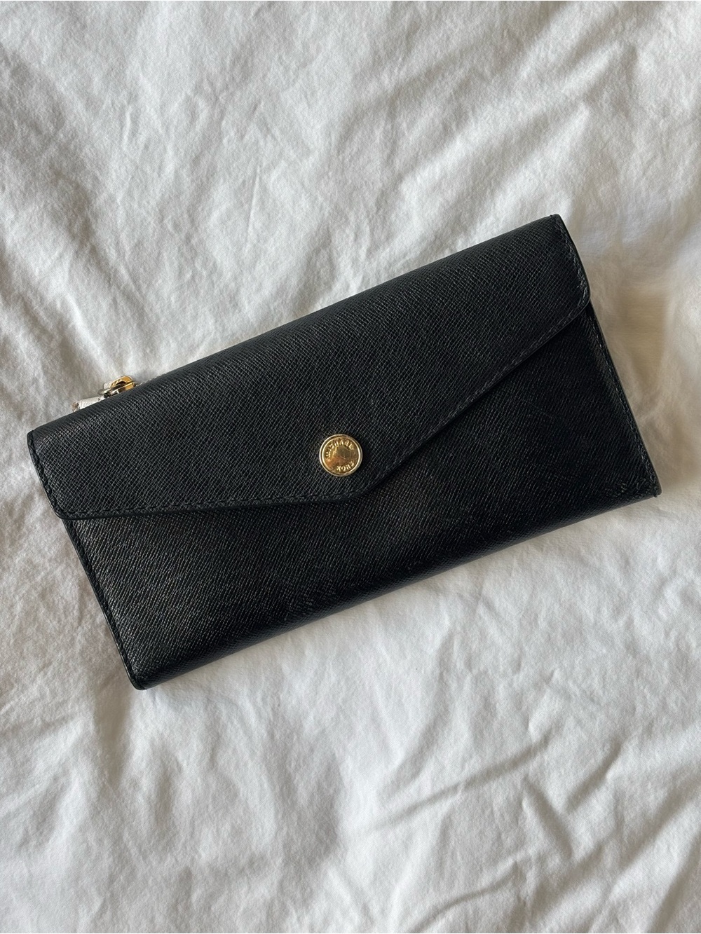 Michael Kors Saffiano Colorblock Full-Size Carryall Wallet - Black/Tan/Cream